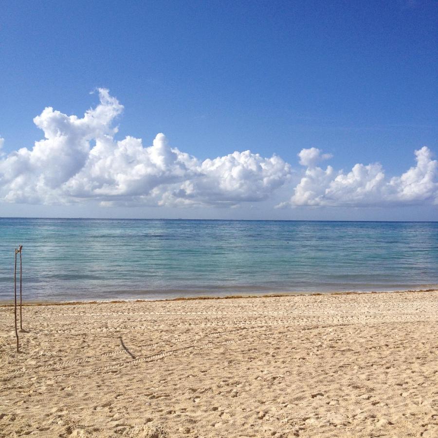 101 Corto Maltes ,3 Bedroom Ocean View Apartamento